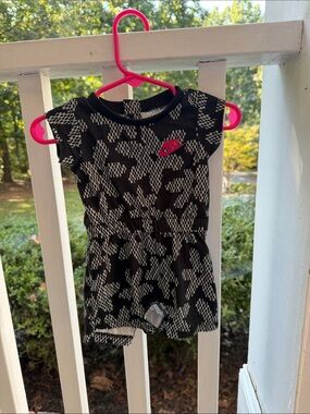 Nike Black & White Patterned Toddler Romper with Pink Logo